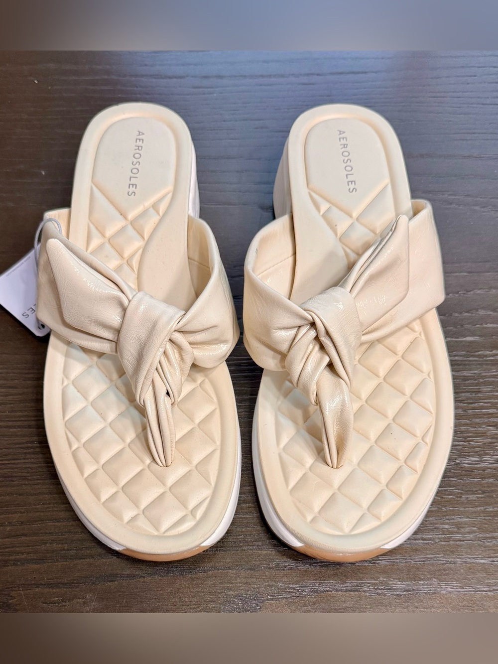 Aerosoles Vanna Knot Thong Wedge Sandals Cream Women’s 9.5 NWT